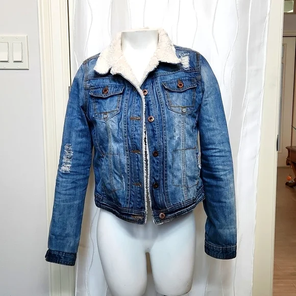 White Crow Sherpa Lined Jean Jacket - Picture 3 of 7